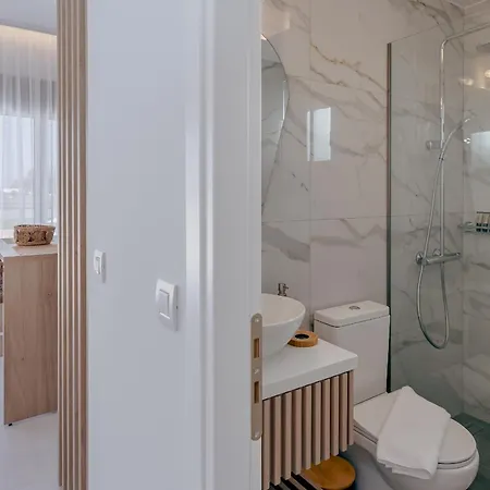 Athena Luxury By Estia *