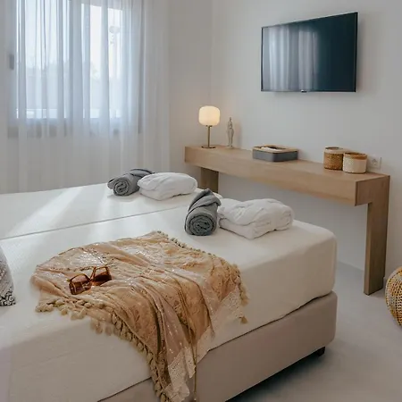 Athena Luxury By Estia * Gazi